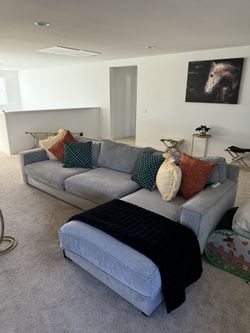 Couch / Sectional