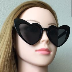 Heart Shape Large Black Sunglasses 