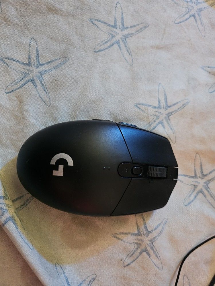 Logitech G305 Wireless Mouse