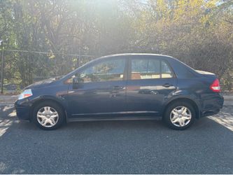 Nissan Versa 2010