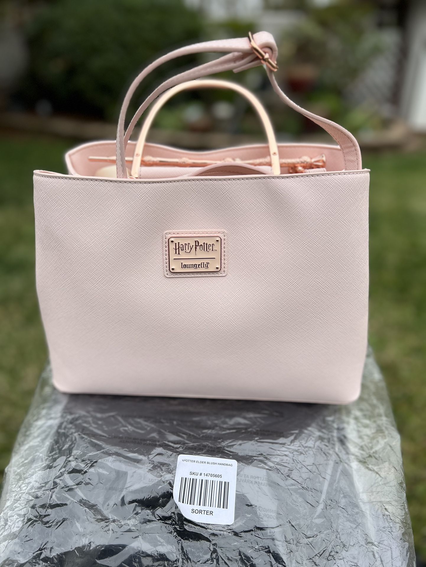 Loungefly Harry Potter, Deathly Hallows, Elder Wand, Rose, Gold, Pink Handbag Purse