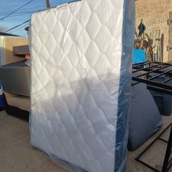 DOCTORS CHOICE QUEEN PLUSH (BRAND NEW)