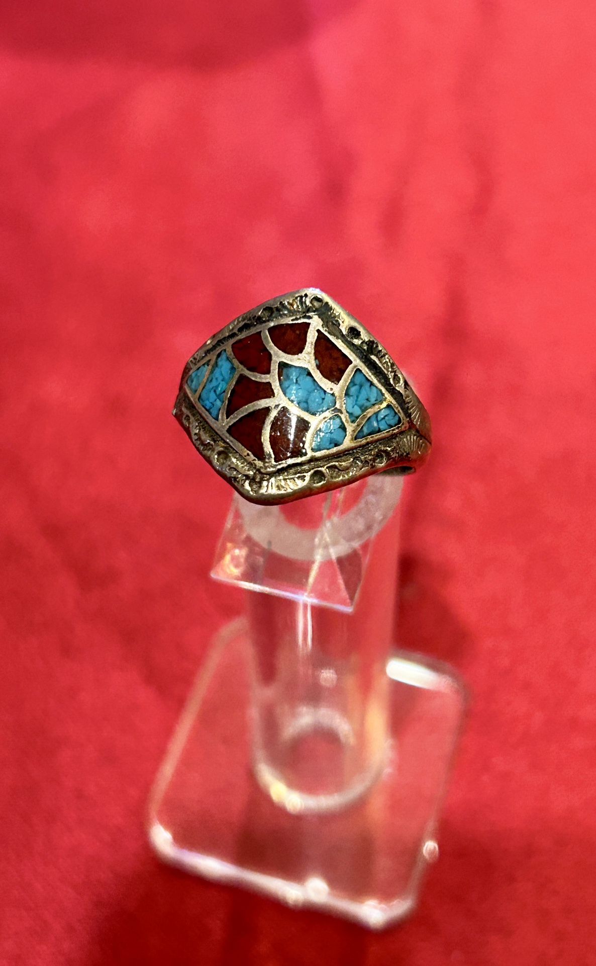 Beautiful Sterling Silver Navajo Turquoise and Coral Chip Inlay Ring.