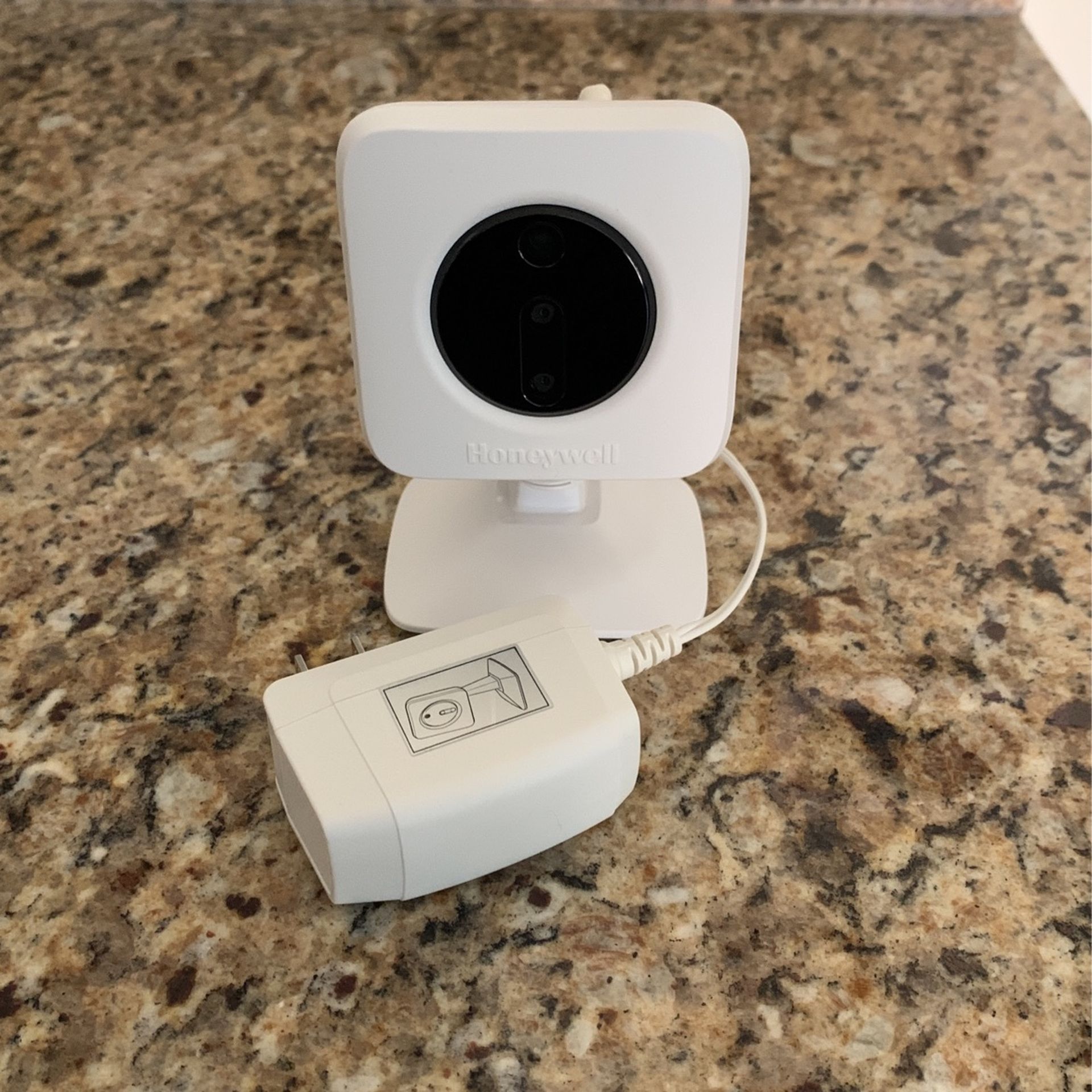 Honeywell IPCAM-WL Camera