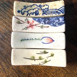 NEW Japanese Style Chopstick Holder Set of 4 Pcs Ceramic Chopstick Stands /  Rests