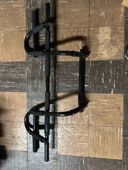 Door frame pull-up Bar