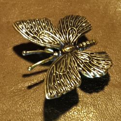 Darling Small Butterfly Figurine! 