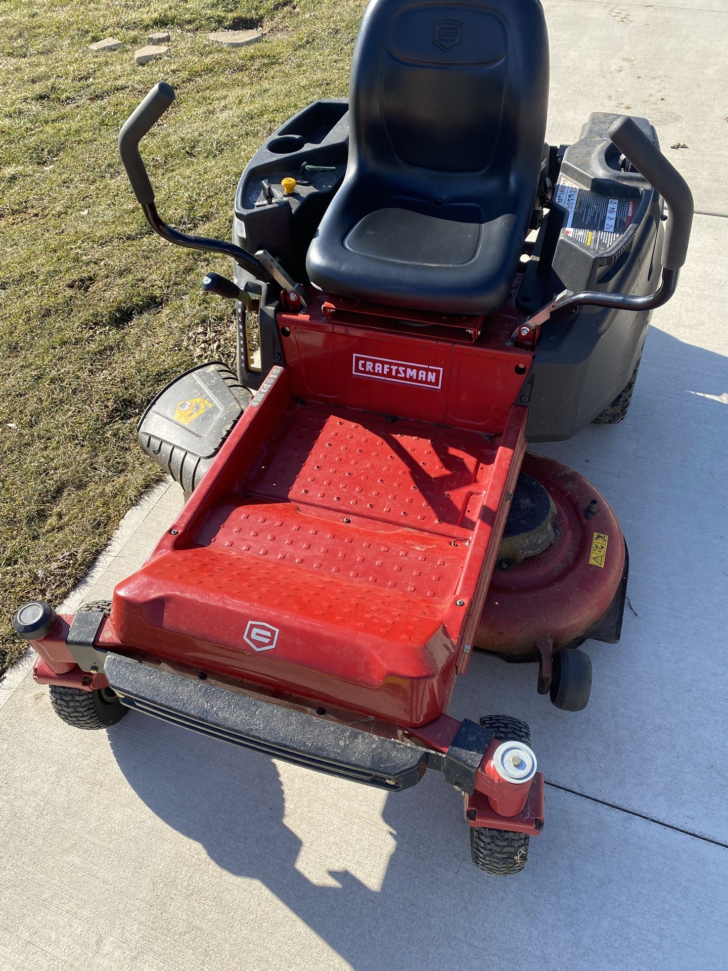 Craftsmen 42 Inch Zero Turn Mower