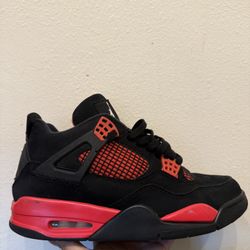 Air Jordan 4 Men's Size 9.5 Retro Thunder Red