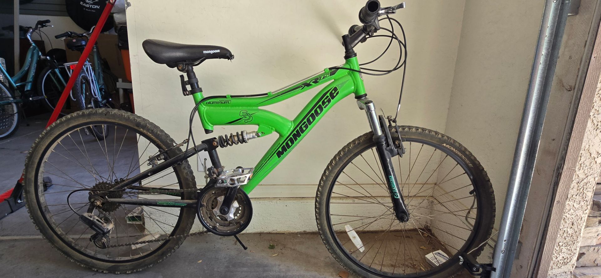 24" Boys Mongoose 21 Speed Mountain Bike