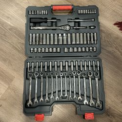 Crescent Professional Tool Set