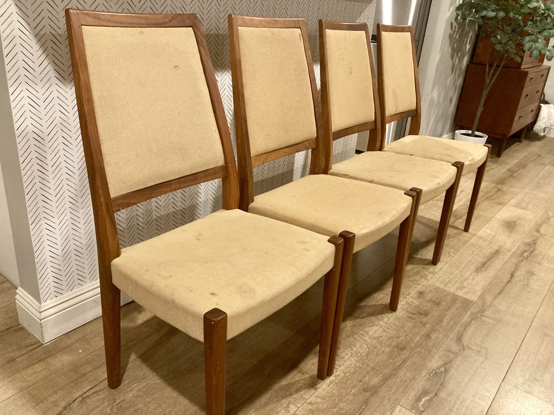 Authentic Midcentury Svengards Markaryd Dining Chairs(set of 4).