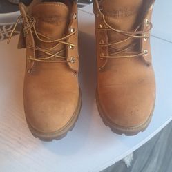 Mens Timberland Boots Size 9.5
