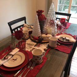 Christmas Dinnerware