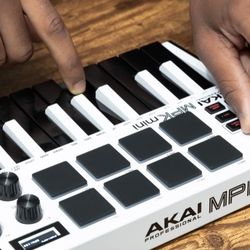 Akai MPK2 mini
