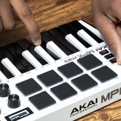 Akai MPK2 mini