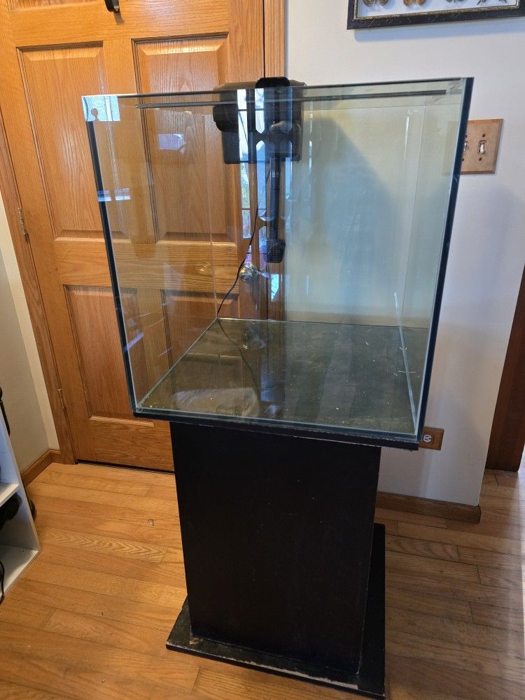 60 Gallon Rimless Cube Aquarium/fishtank
