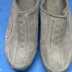 Suede Travel Time Clogs - Size 9 