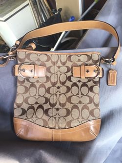Coach purse $40 like new