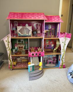 Doll House