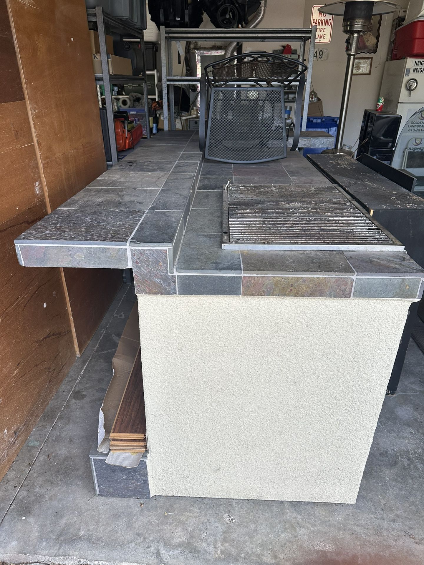 BUILT IN BBQ 9’ X 4.7’