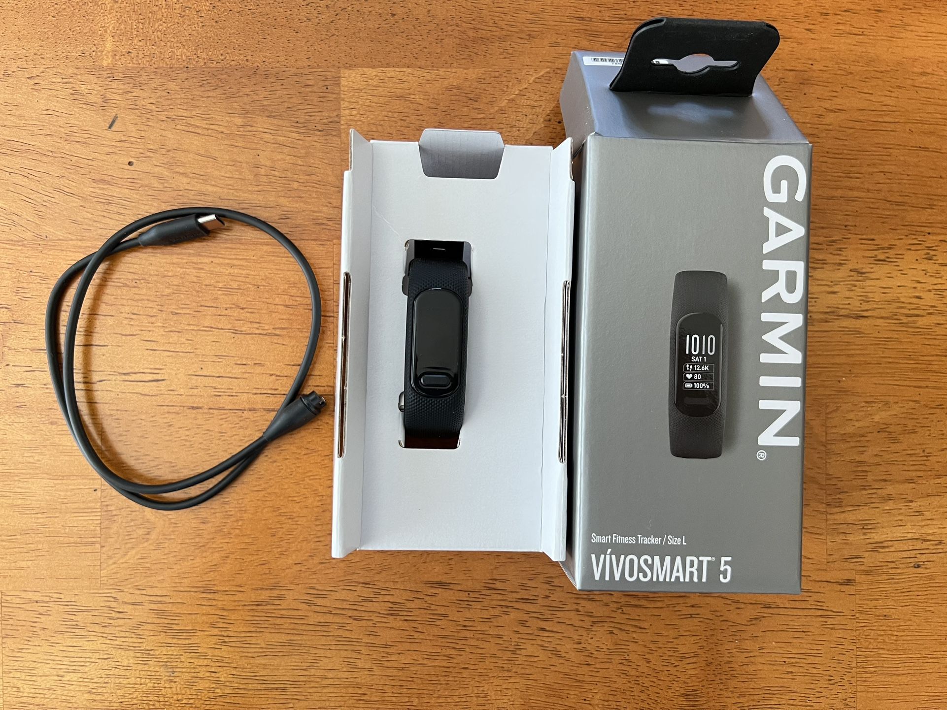Garmin Smart Fitness Tracker NEW