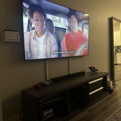 70in Samsung Tv