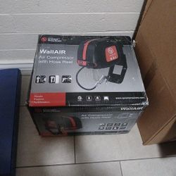 Chicago WALLAIR Air Compressor 