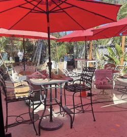 Patio Table Barstool Chairs 