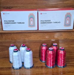 8 Polyester Embroidery Thread 40WT Polyester Thread Kit Each Spool 4000M, White And Red