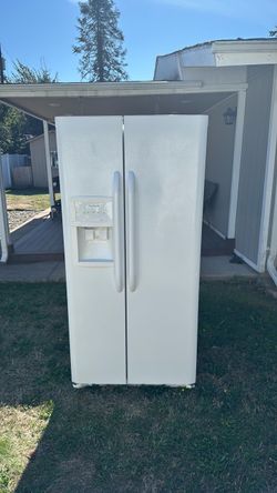 White Frigidaire Refrigerator