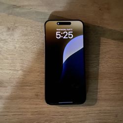 iPhone 15 Pro Max (Free shipping)