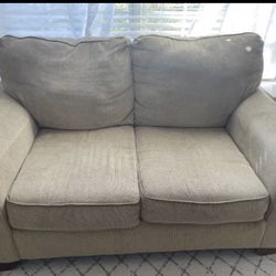 Love Seat 