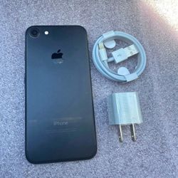 Apple iPhone 7 Unlocked 