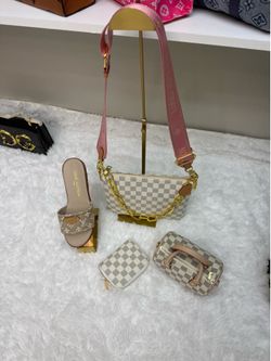 LOUIS VUITTON SET