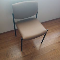 Brand New Beautiful Leather Office Chair 