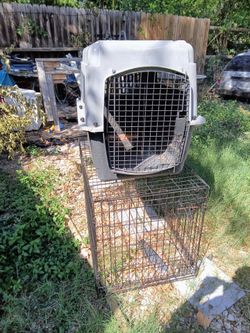 2 Dog cages