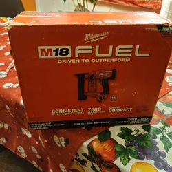 Milwaukee 18Ga Narrow Crown Stapler