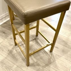 Bar Stools - kitchen Island height 