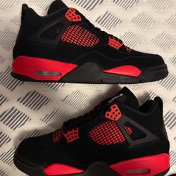 Jordan 4 Red Thunder Size 9