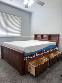 Full bed with mattress and drawers