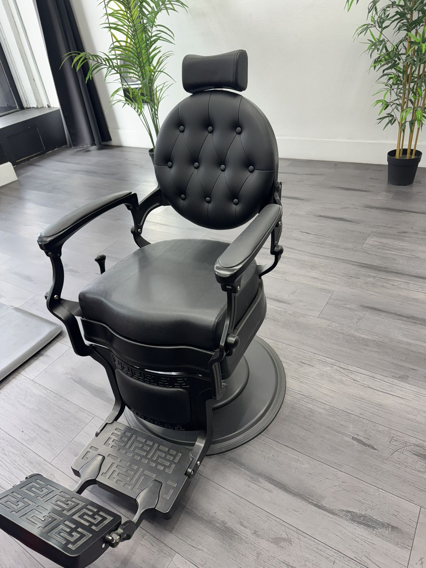 Barber chair