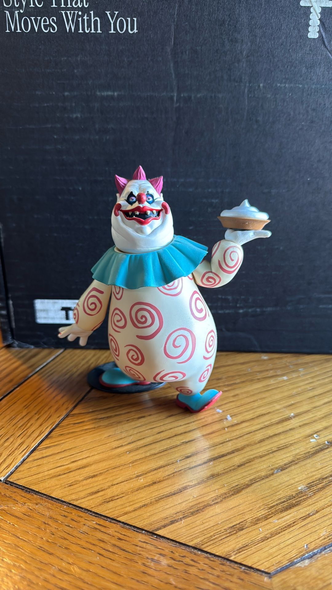 Killer Klowns Neca
