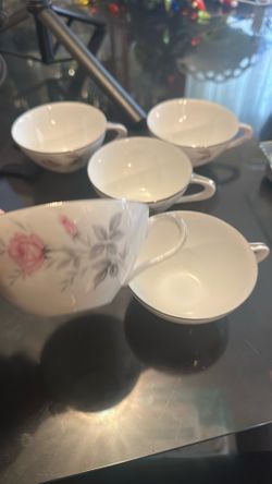 Vintage Floral Teacups – Set of 5