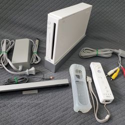Genuine White Nintendo Wii Gaming Console Bundle w/Controller & Accessories KWRDS: 64 U Playstation Sega NES SNES N64 Gameboy