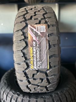 275-55R20 r/t Blackhawk new tire🛞