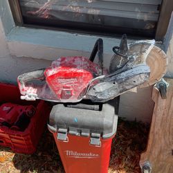 Milwaukee Concrete Saw 