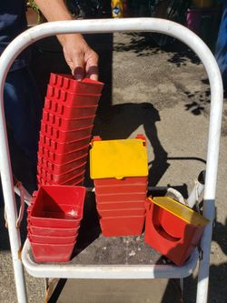 CHICKEN FEEDER CUPS - COMEDEROS GALLOS GALLINAS