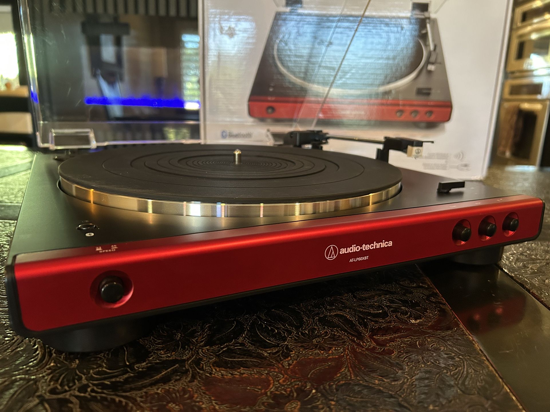 Audio-technical AT-LP60XBT TURNTABLE AUTOMATIC BLUETOOTH PHONO PRE-AMPLIFIER