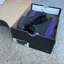 Jordan 13 Court purple 